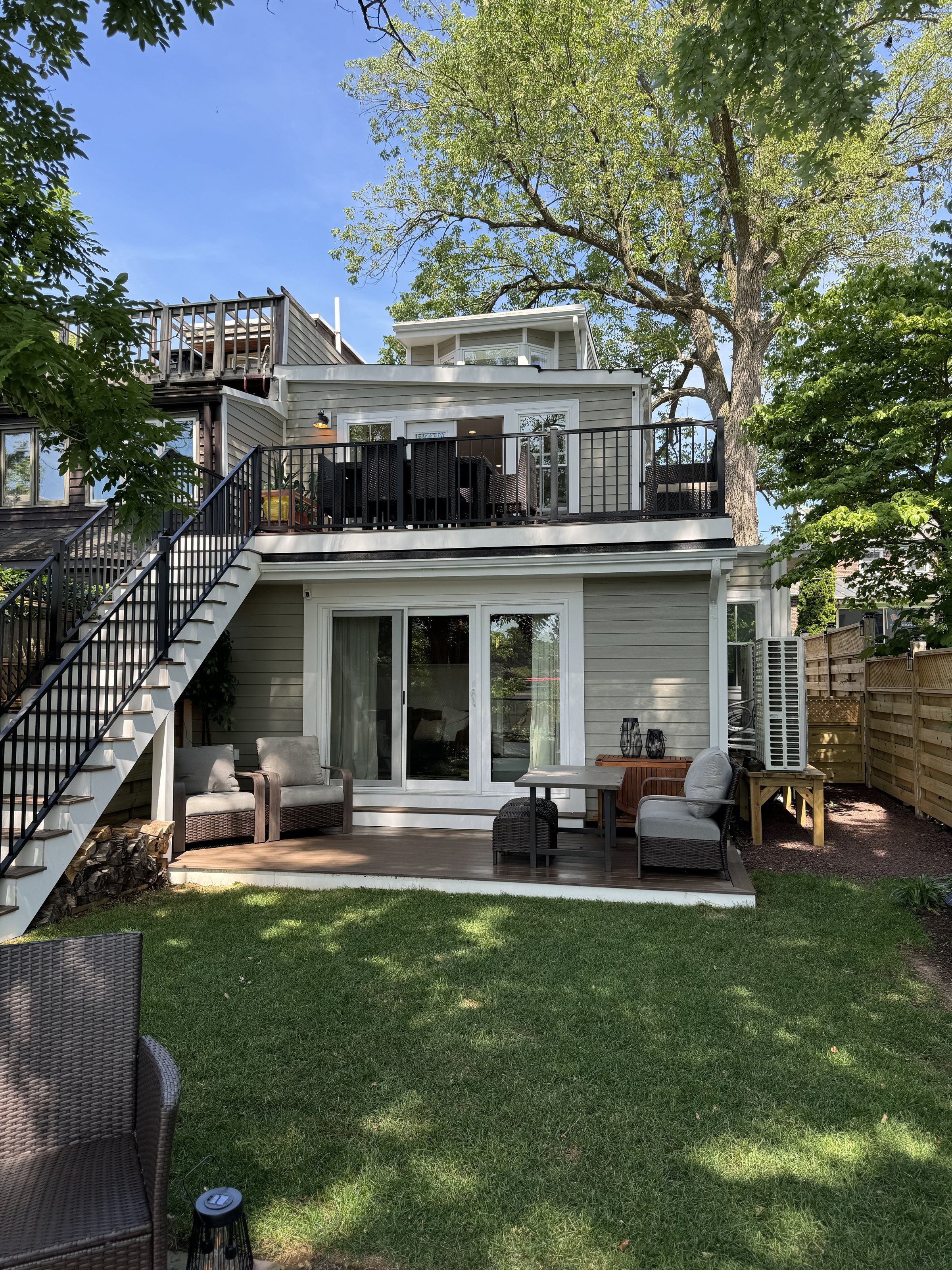 The River Deck — exterior rear